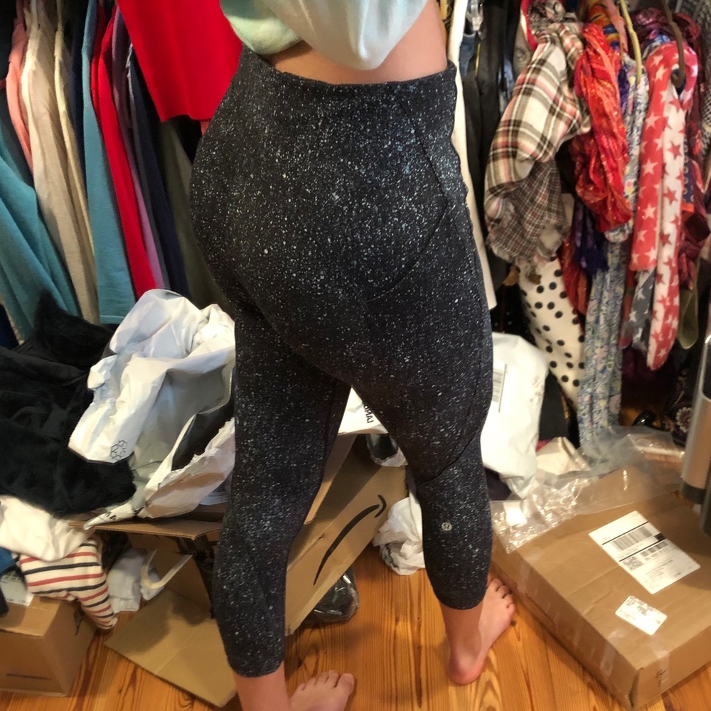 Lululemon crop leggings